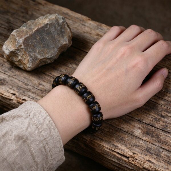91baebee-0ff4-400d-a91e-617ab027fbc2 Tibetan Buddhist Six-Word Mantra Black Sandalwood Bracelet