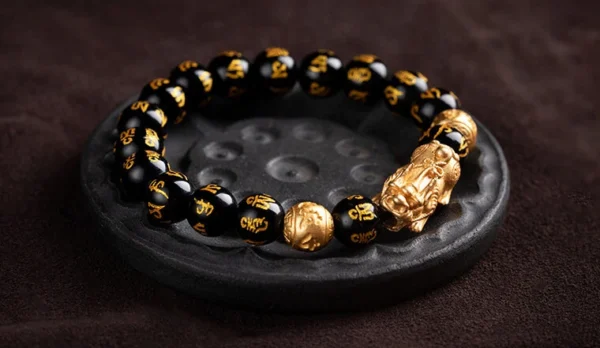 O1CN01QmGZUP1eJLpjO3SpE__2215078743850 Black Obsidian Pixiu Bracelet with Mantra Beads